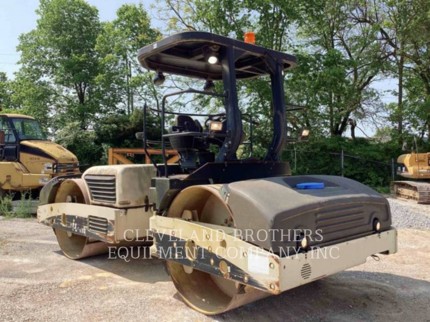 2004 Ingersoll-Rand DD118HF Vibratory Double