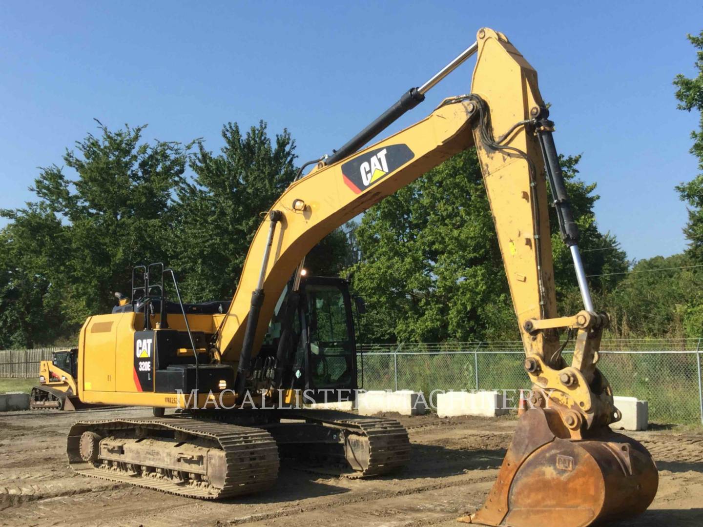 2014 Caterpillar 320EL Excavator