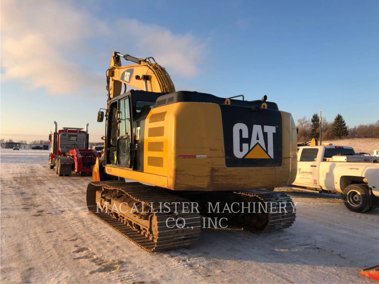 2015 Caterpillar 323FL Excavator