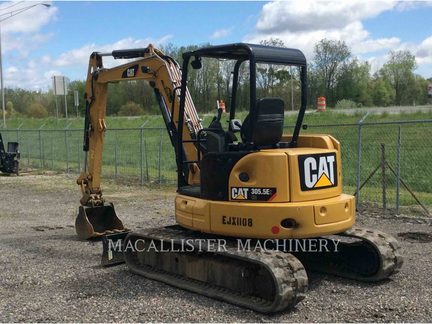 2015 Caterpillar 305.5E2CR Excavator