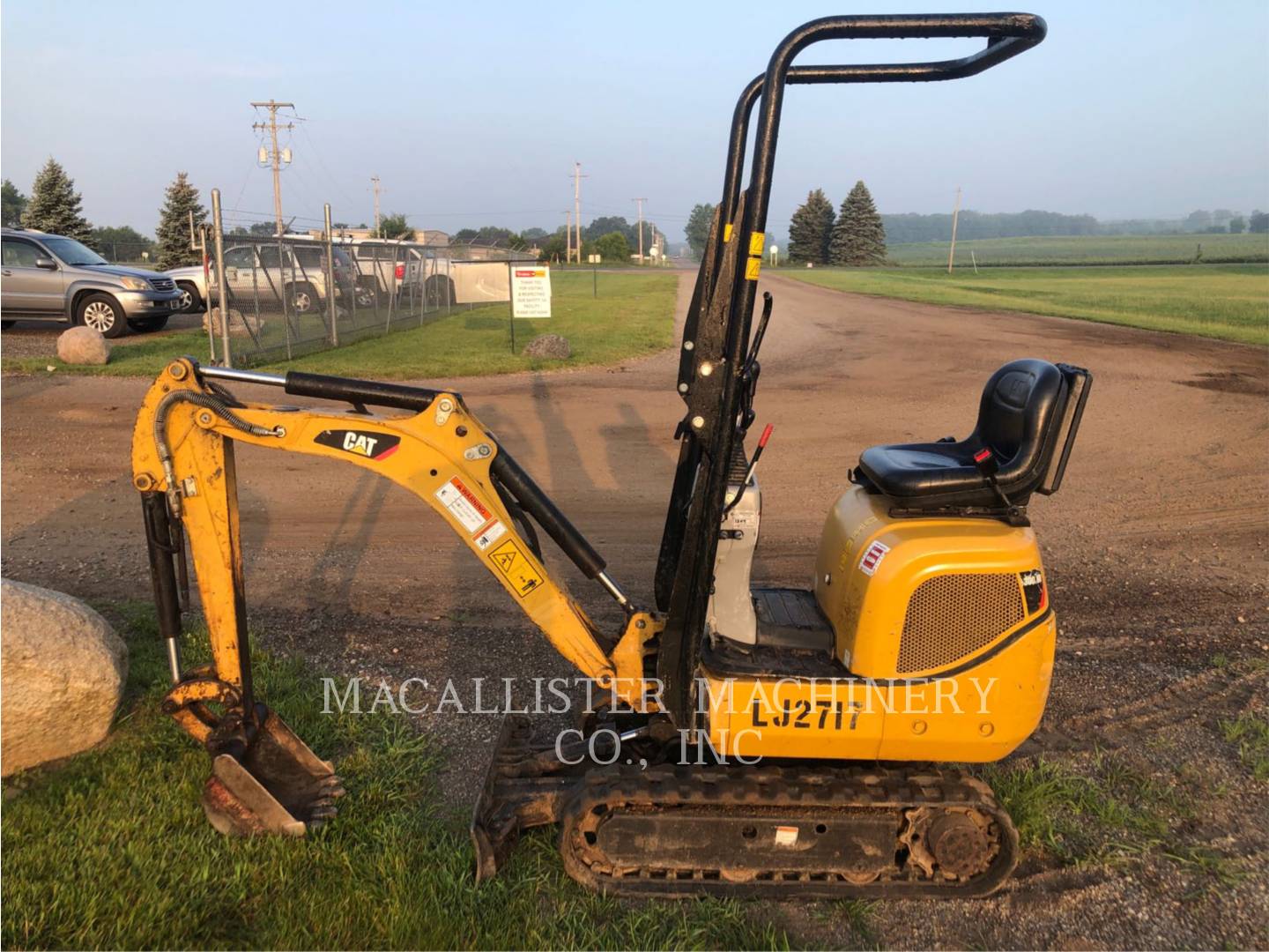 2016 Caterpillar 300.9D Excavator