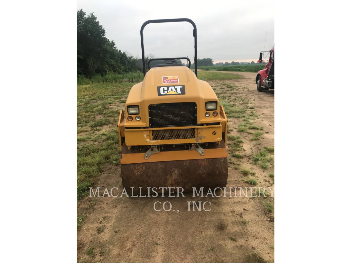 2014 Caterpillar CB34B Vibratory Double