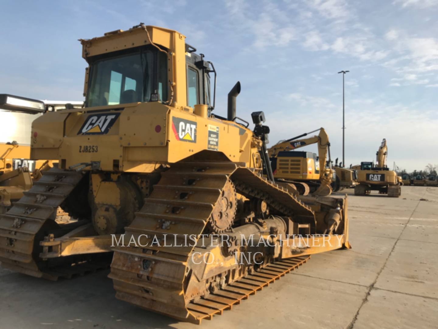 2011 Caterpillar D 6 T LGP Dozer