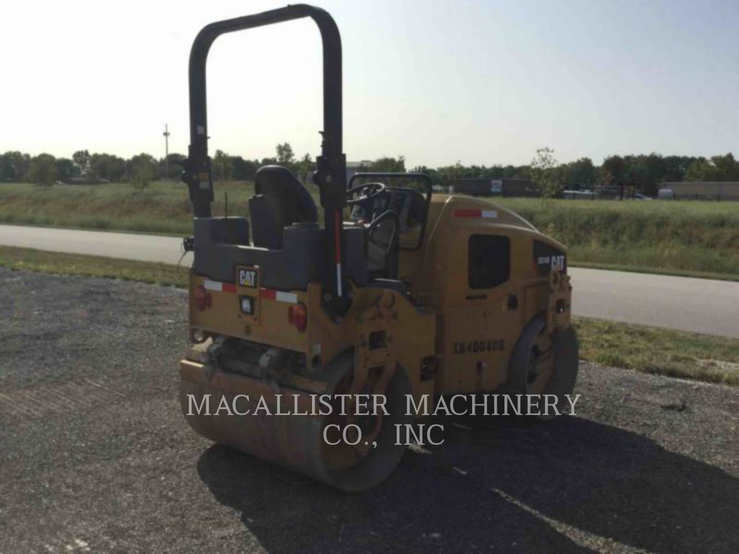 2017 Caterpillar CB34B Vibratory Double