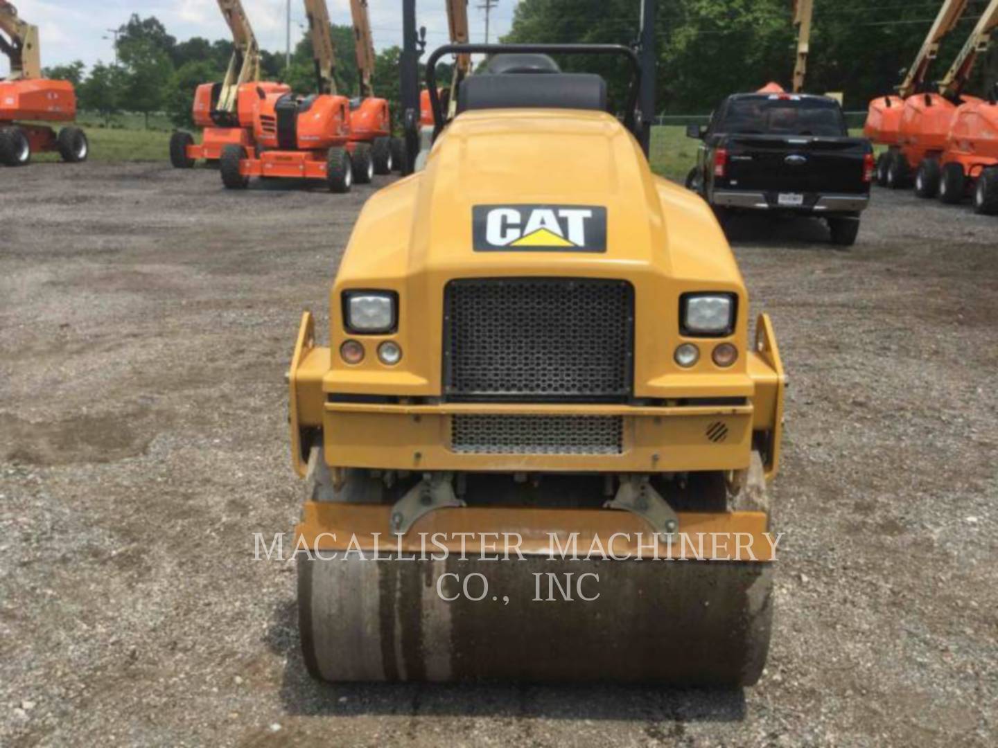 2016 Caterpillar CB24B Vibratory Double