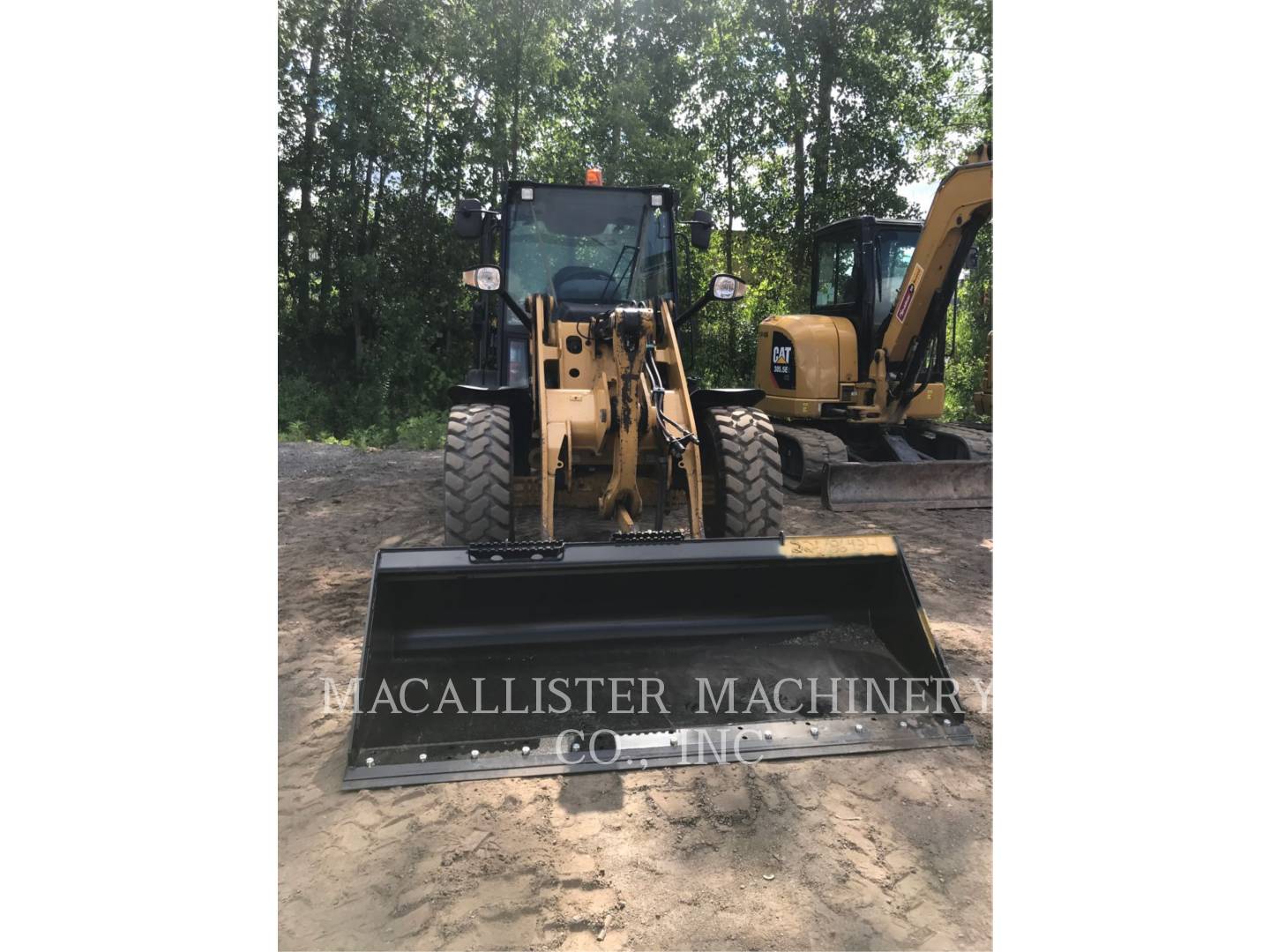 2016 Caterpillar 906M Wheel Loader