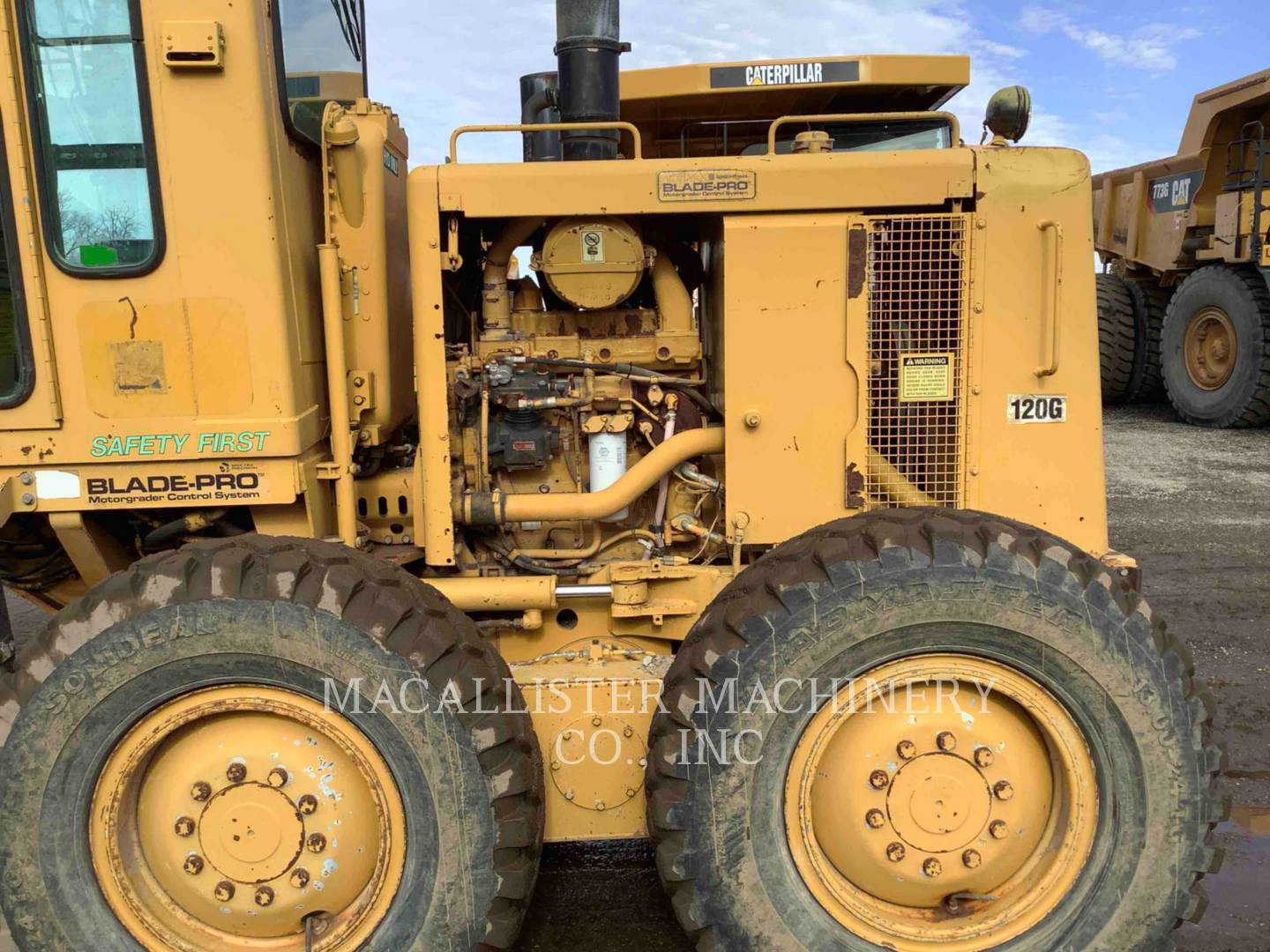 1988 Caterpillar 120G Grader - Road