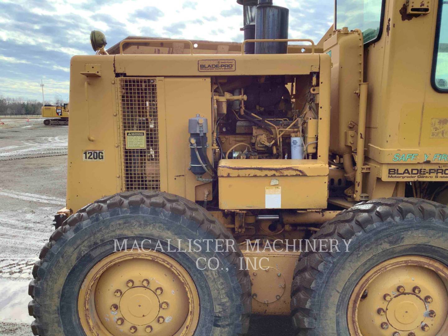 1988 Caterpillar 120G Grader - Road