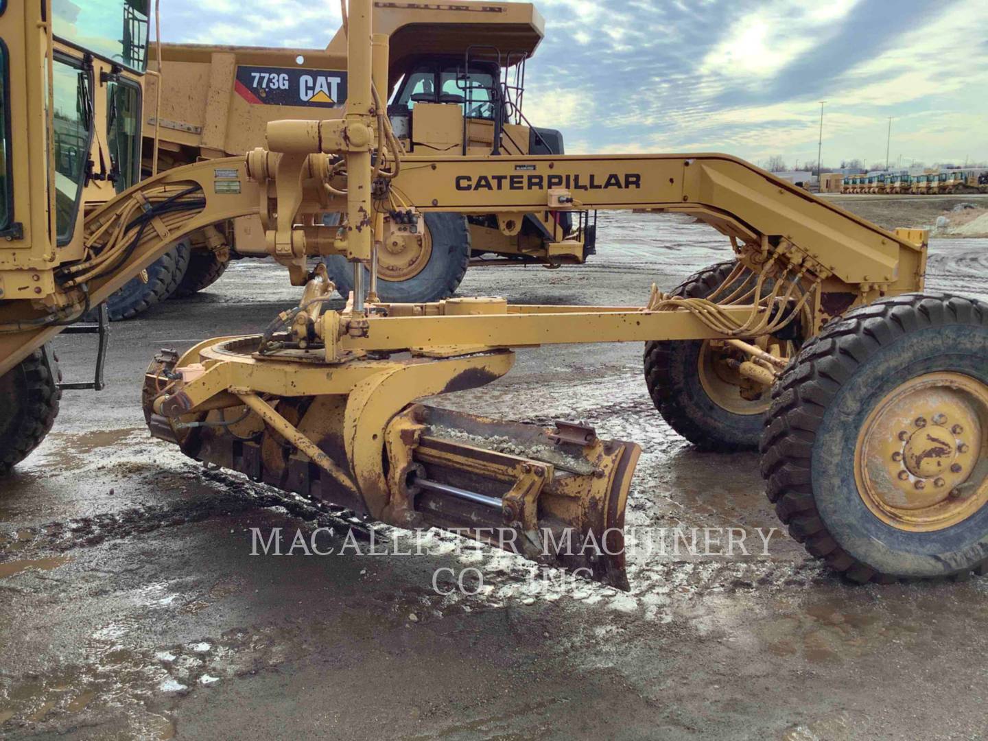 1988 Caterpillar 120G Grader - Road