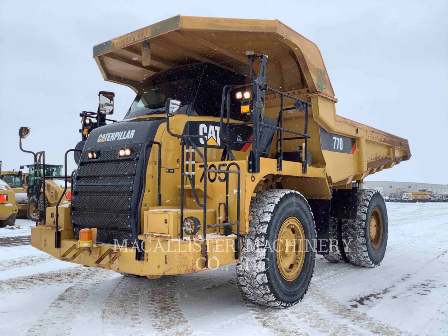 2013 Caterpillar 770 Truck