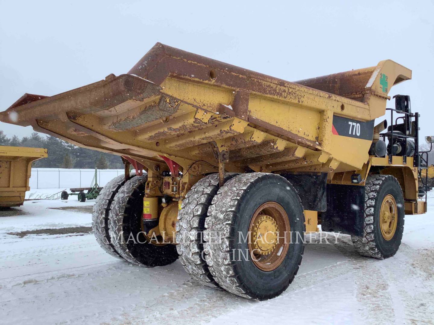 2013 Caterpillar 770 Truck