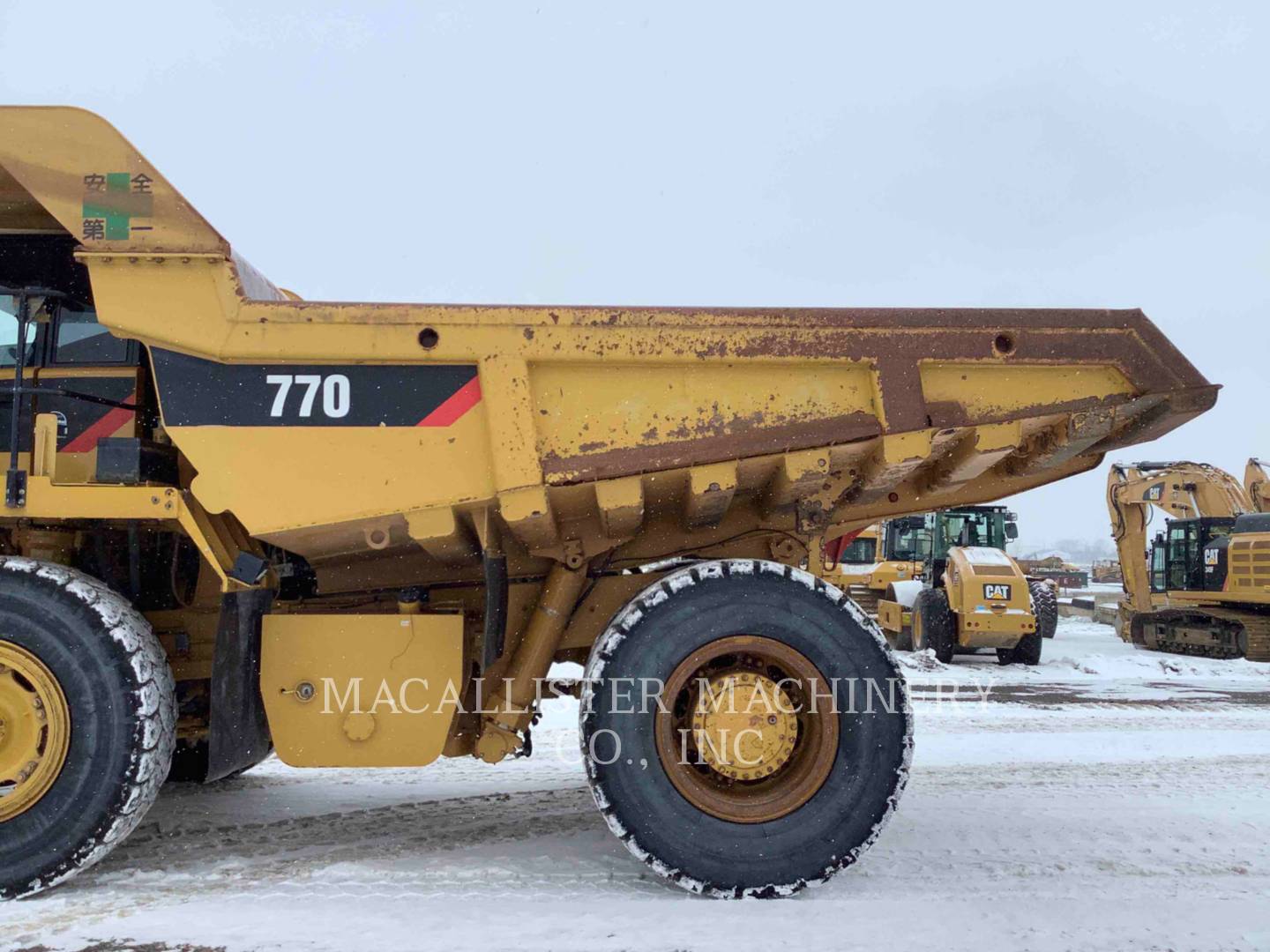 2013 Caterpillar 770 Truck