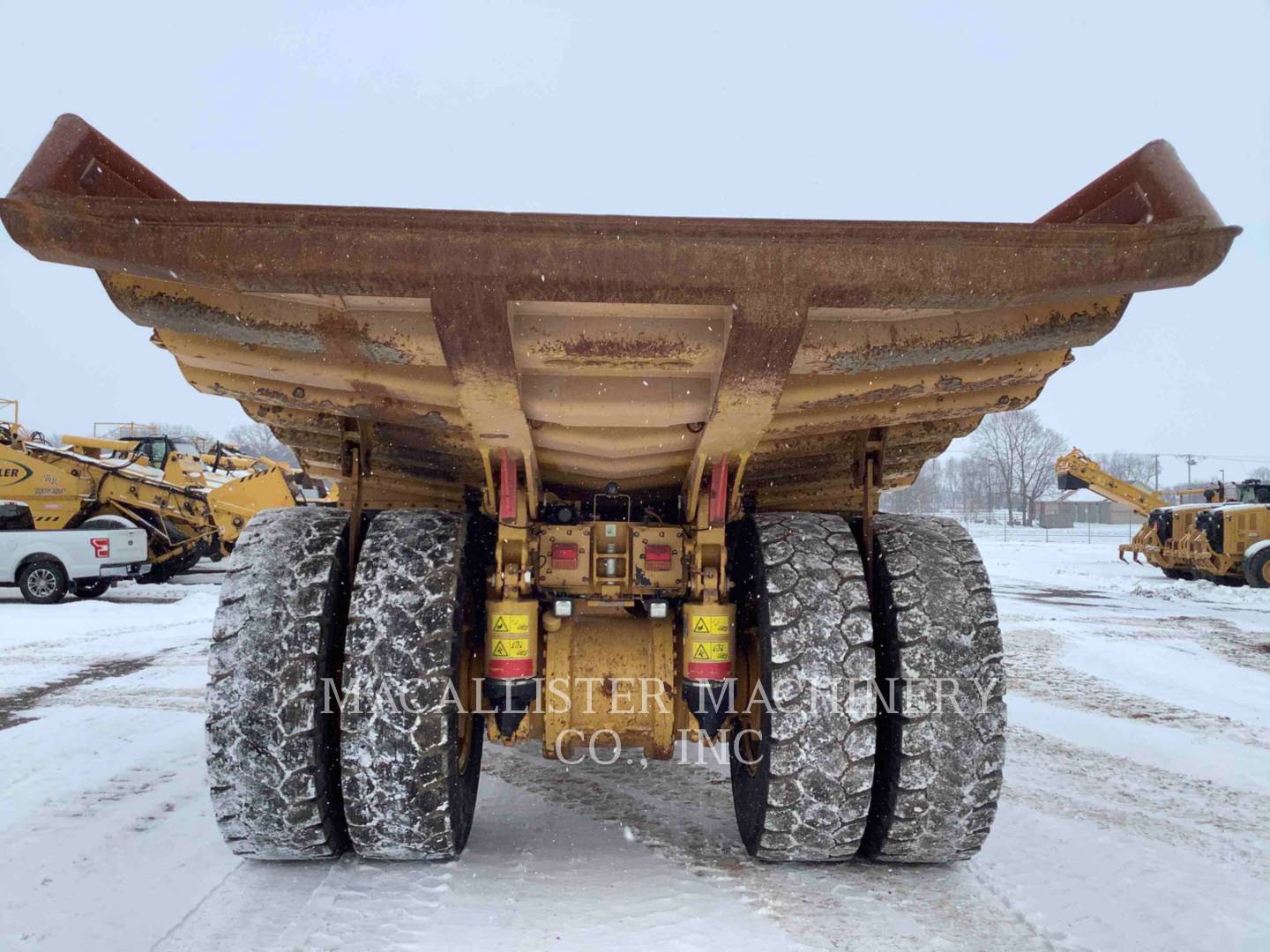 2013 Caterpillar 770 Truck