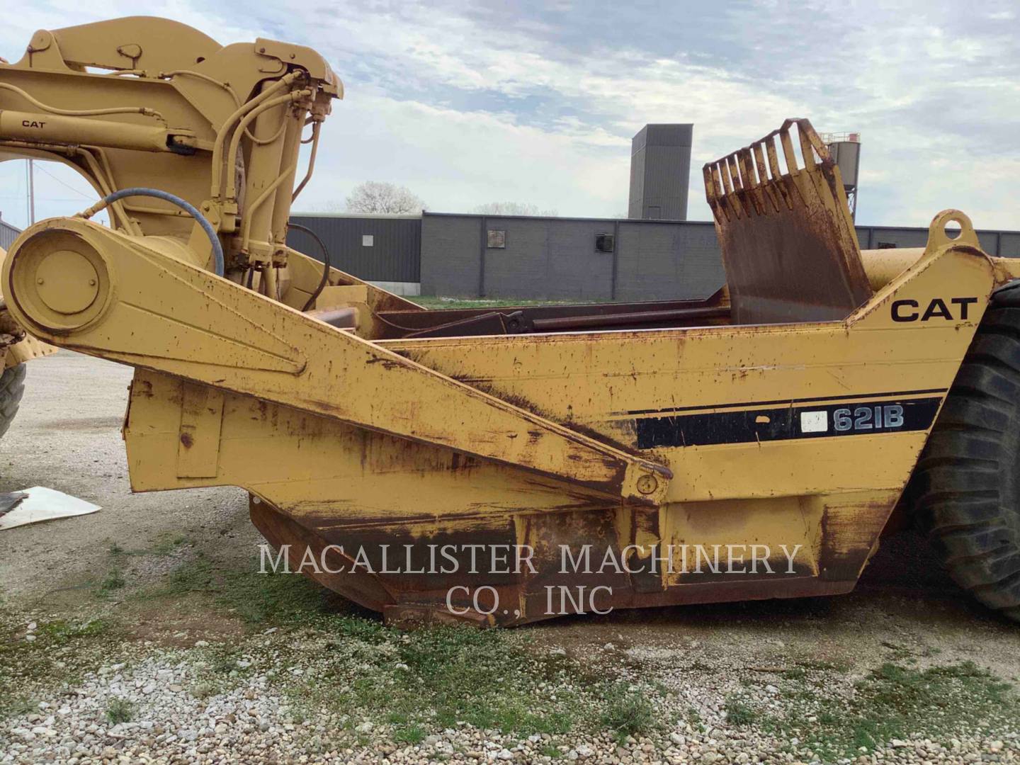 1977 Caterpillar 621B Wheel Tractor