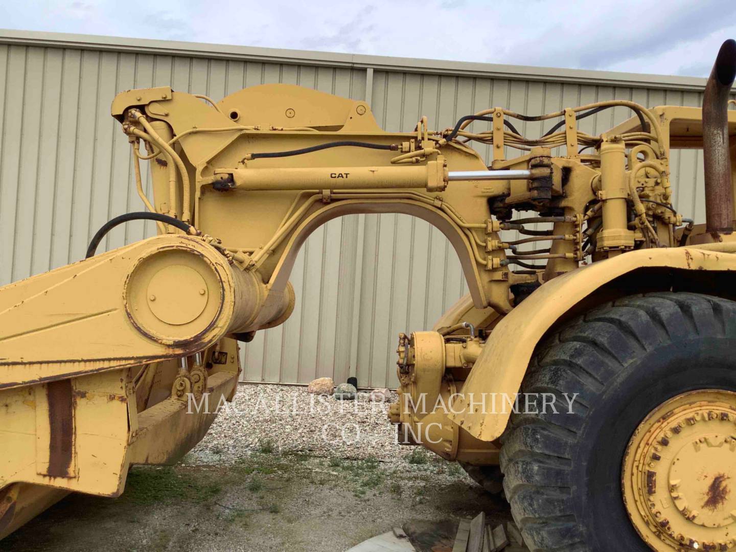 1977 Caterpillar 621B Wheel Tractor