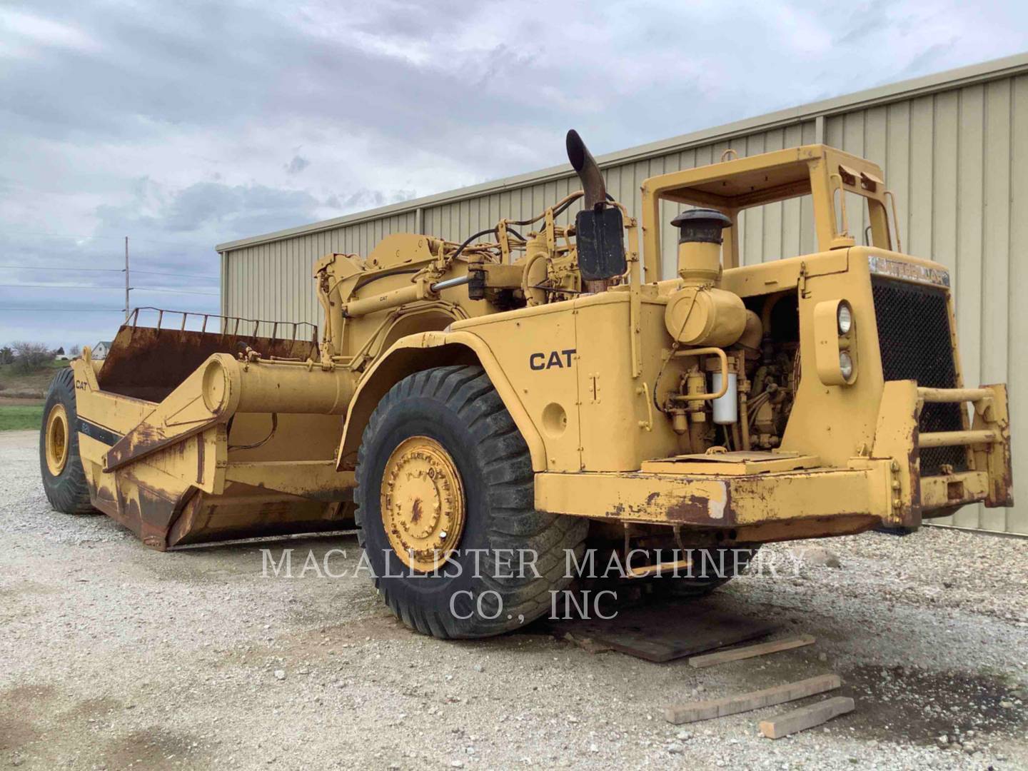 1977 Caterpillar 621B Wheel Tractor