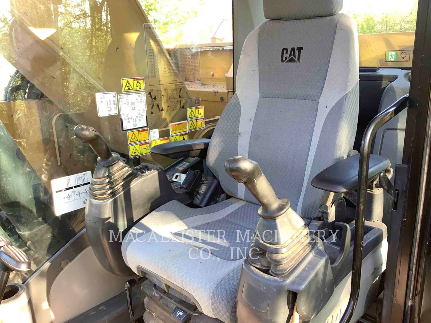 2015 Caterpillar 328DLCR Excavator