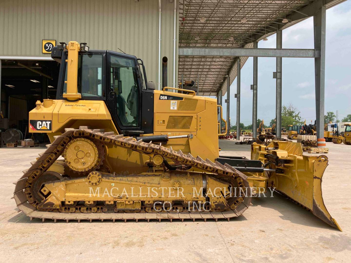 2018 Caterpillar D6NLGP Dozer