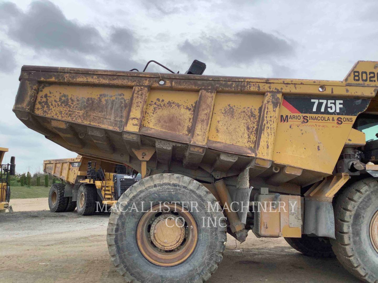 2010 Caterpillar 775F Truck