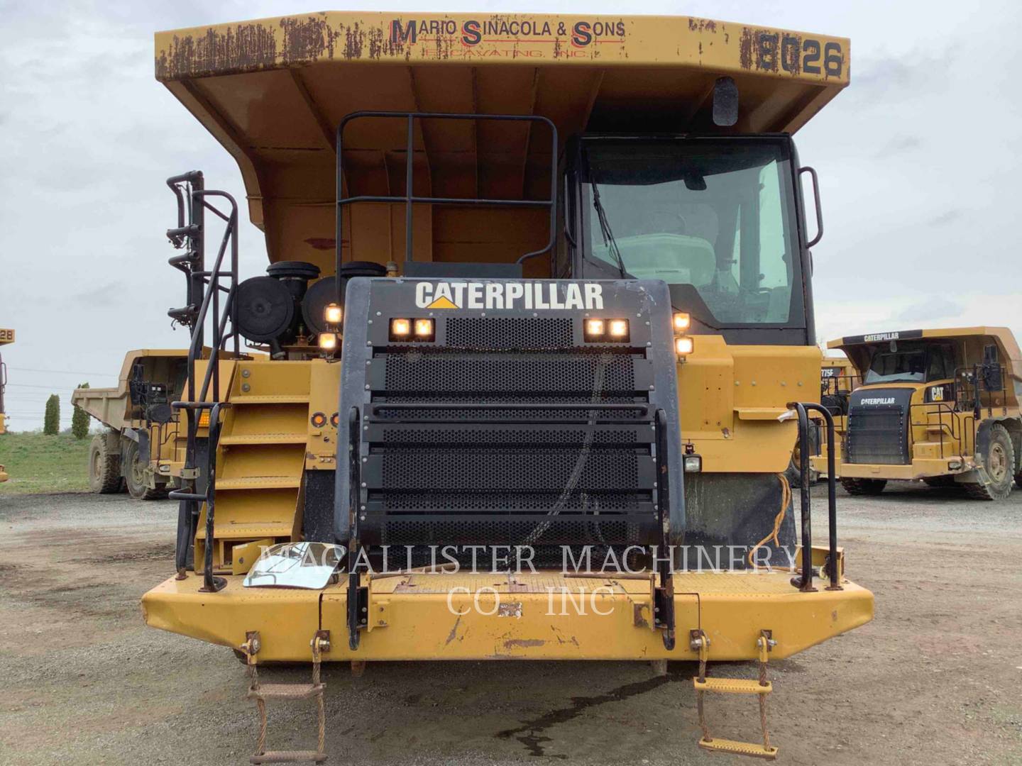 2010 Caterpillar 775F Truck