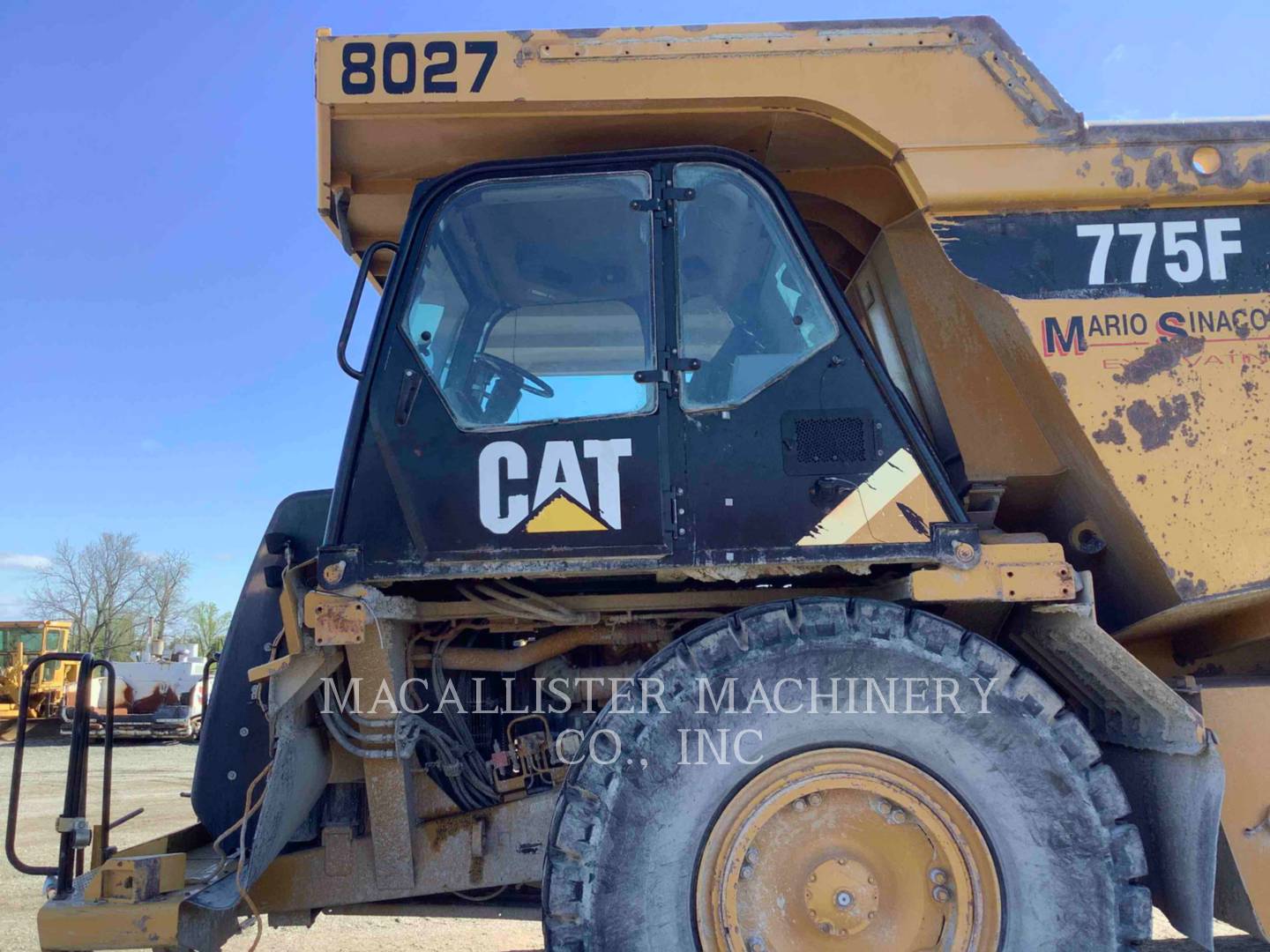 2010 Caterpillar 775F Truck