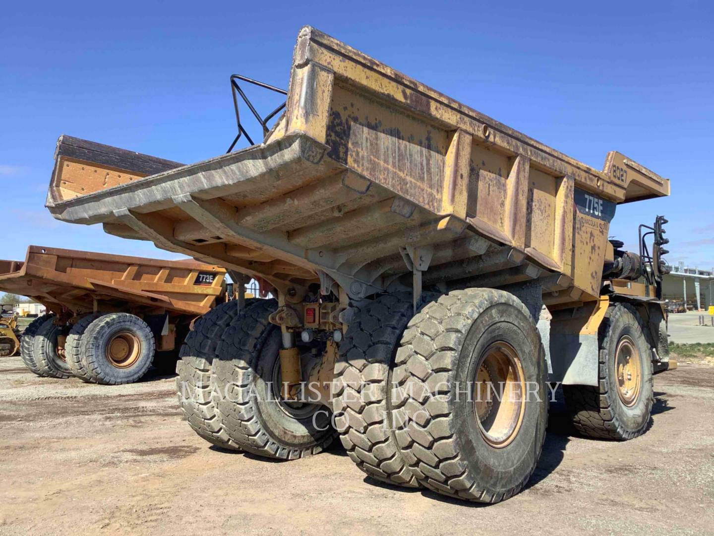 2010 Caterpillar 775F Truck