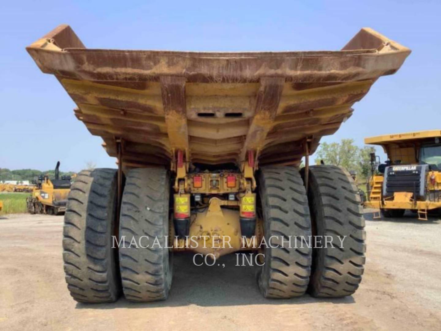 2014 Caterpillar 773G Truck