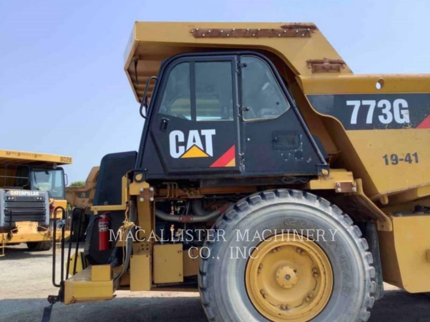 2014 Caterpillar 773G Truck