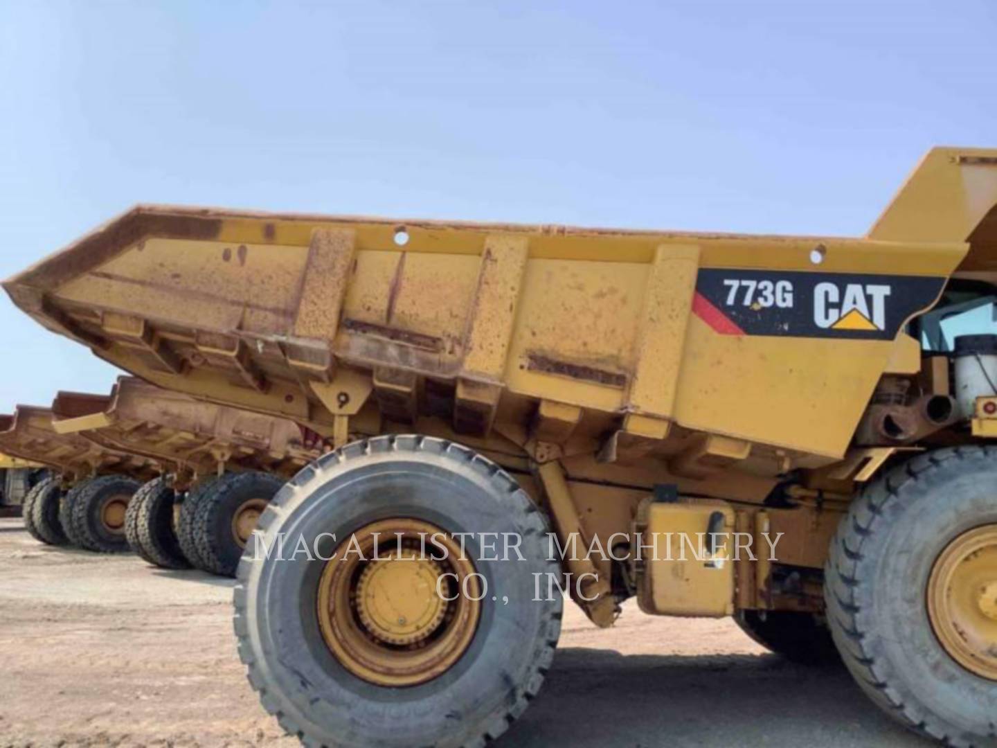 2014 Caterpillar 773G Truck