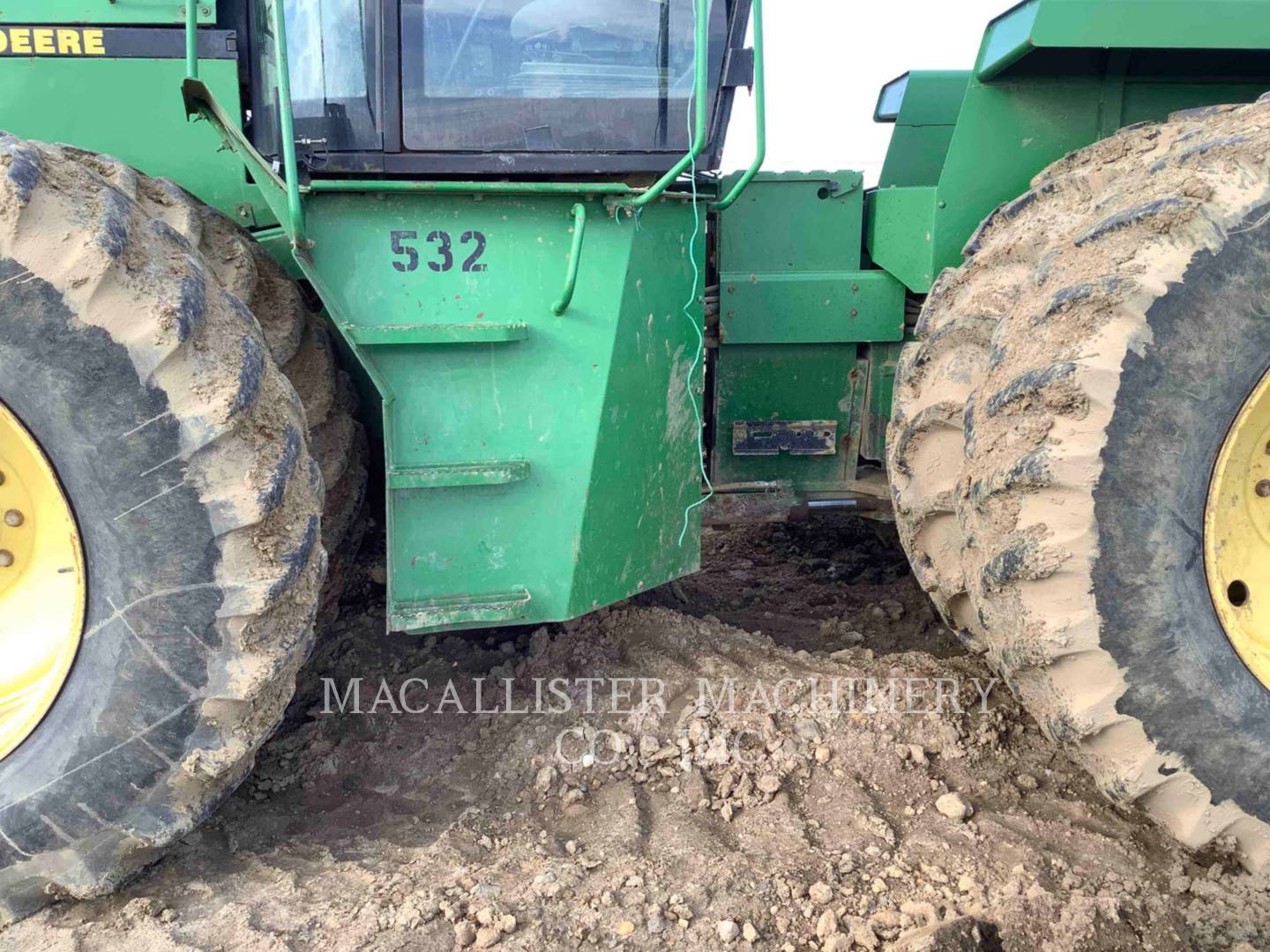 1990 John Deere 8760 Tractor