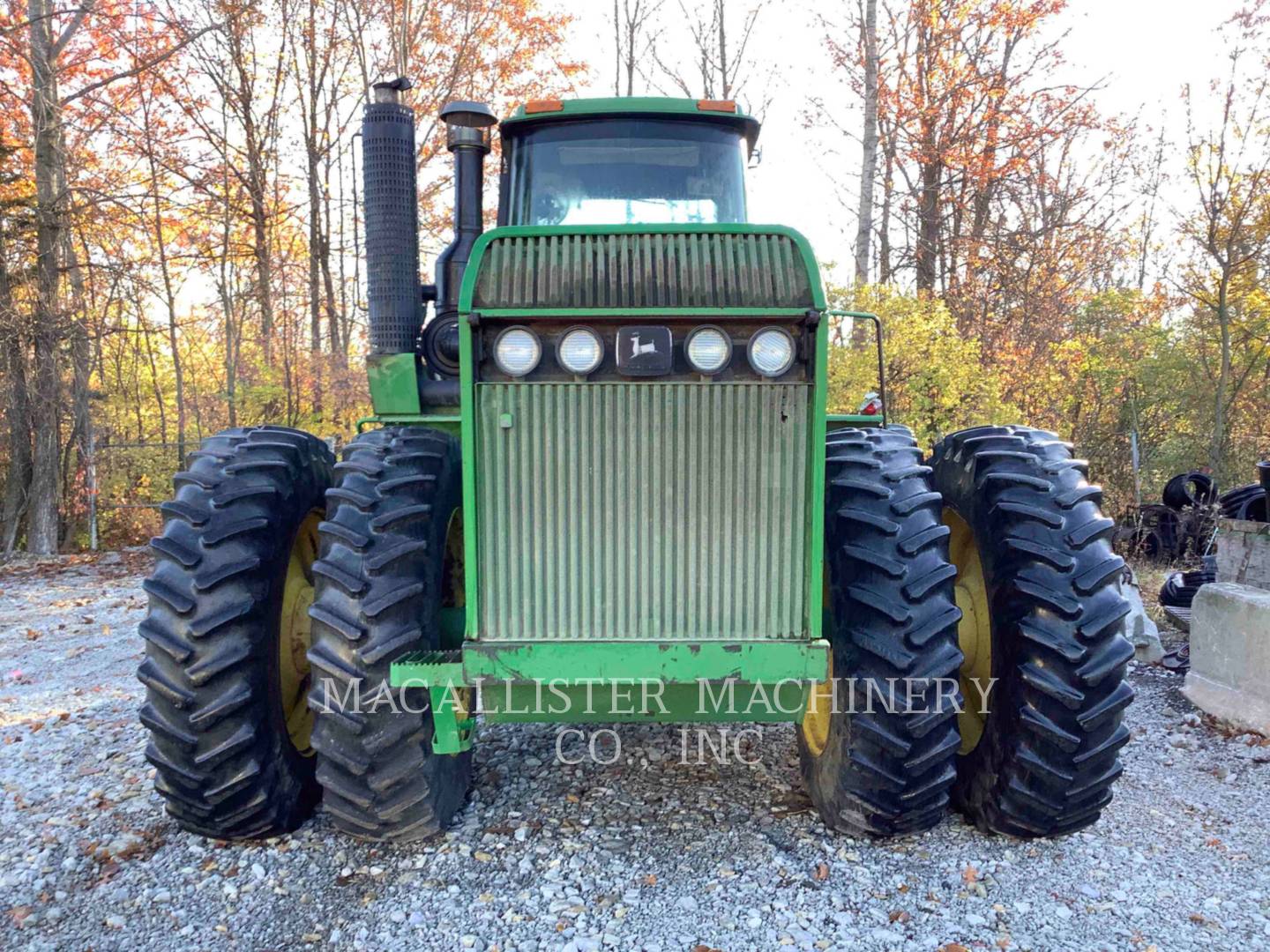 1989 John Deere 8760 Tractor