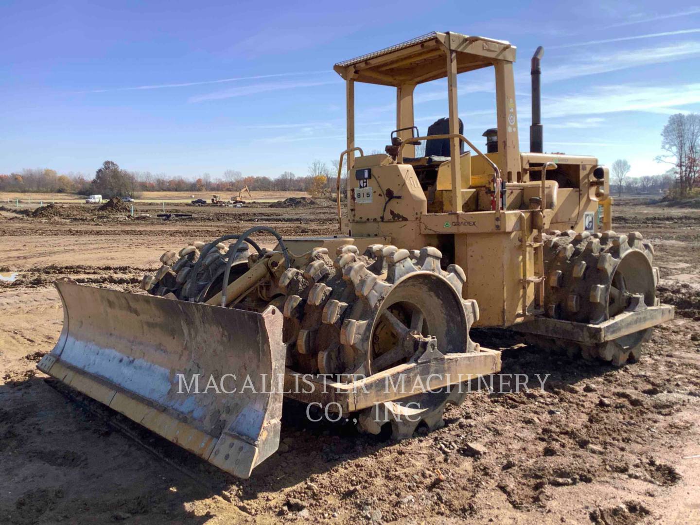 1978 Caterpillar 815 Compactor