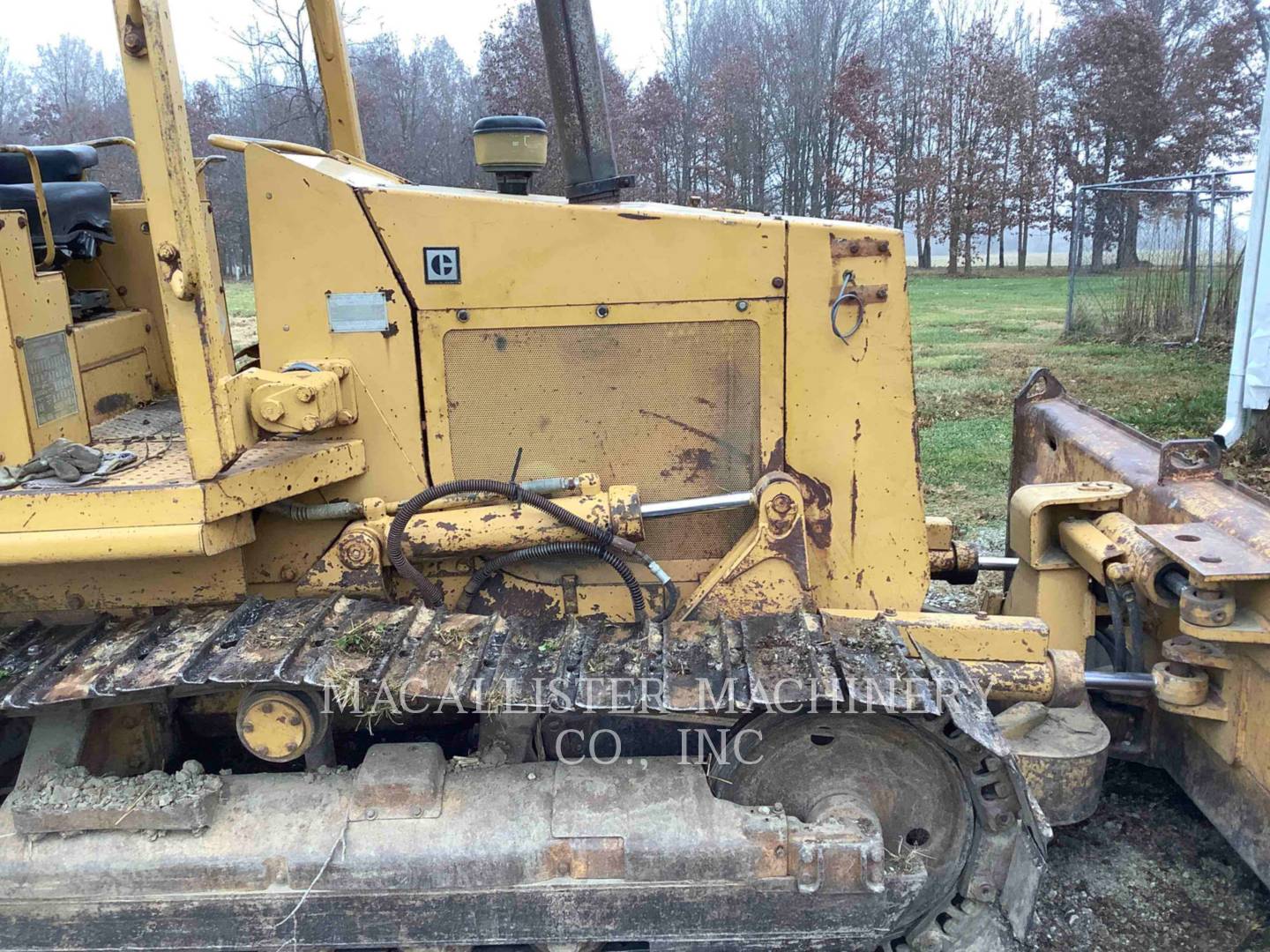 1990 Caterpillar D3C Dozer