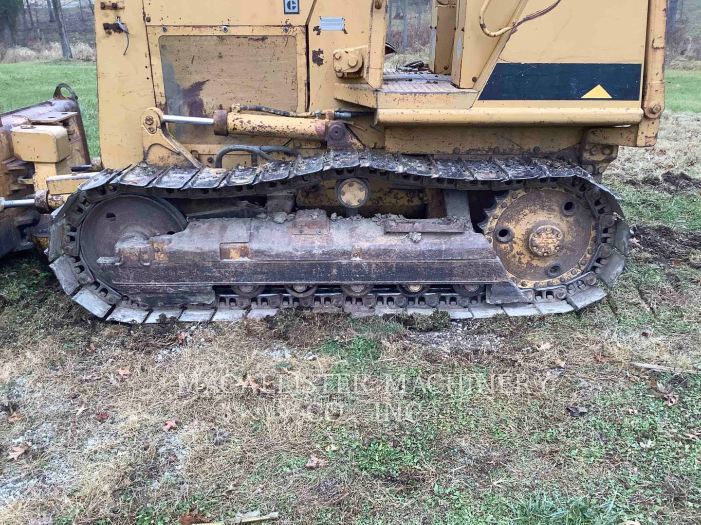 1990 Caterpillar D3C Dozer