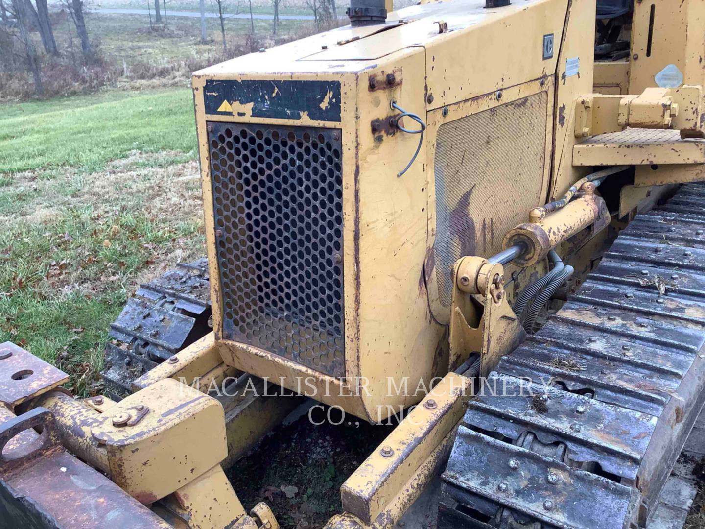 1990 Caterpillar D3C Dozer