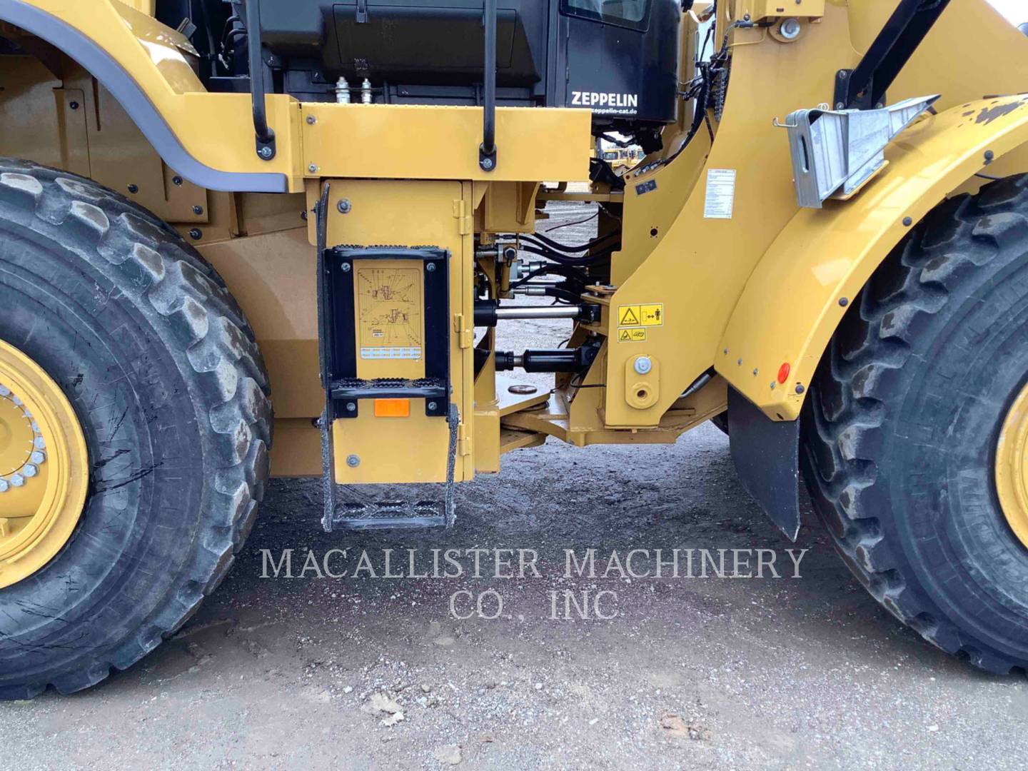 2018 Caterpillar 950M Wheel Loader