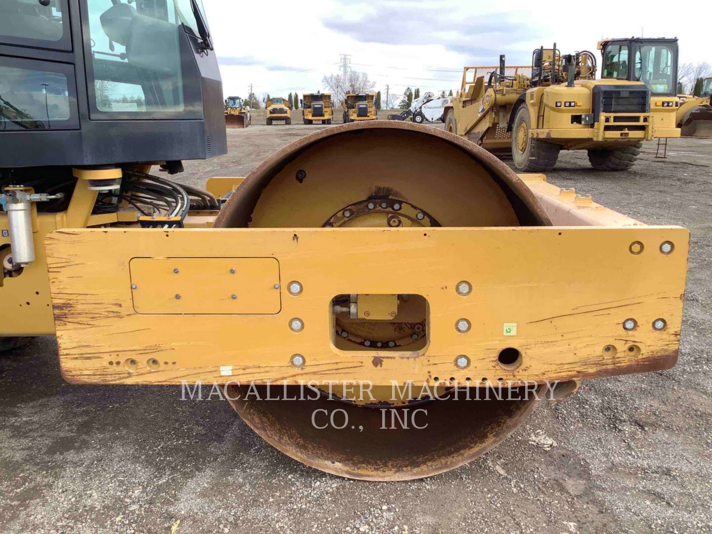 2017 Caterpillar CS66B Vibratory Single