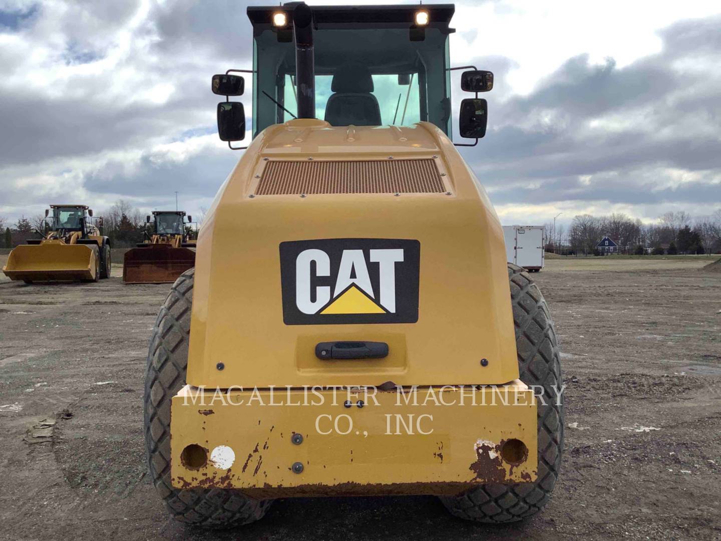 2017 Caterpillar CS66B Vibratory Single