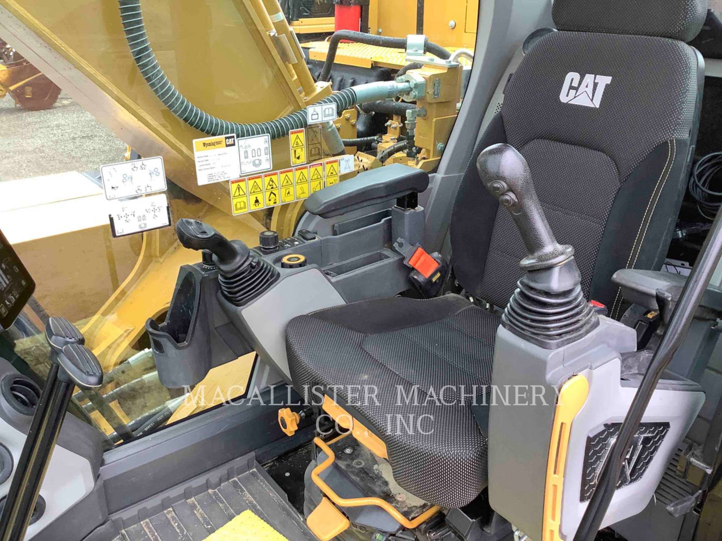 2020 Caterpillar 330 Excavator