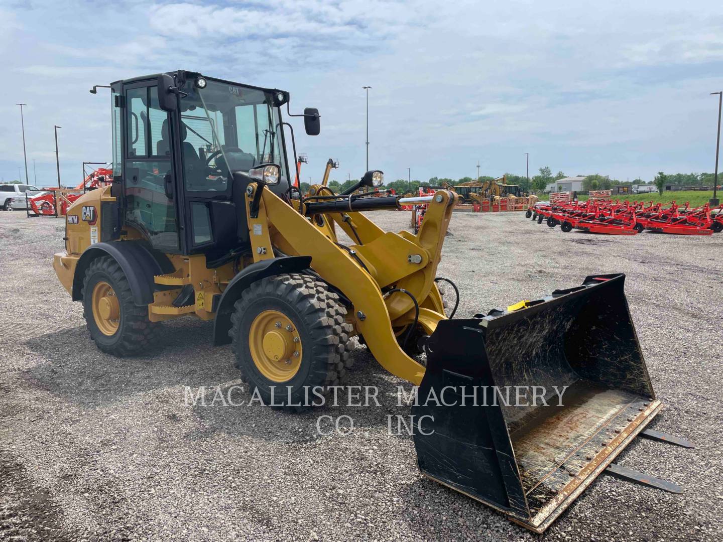 2022 Caterpillar 907M Wheel Loader