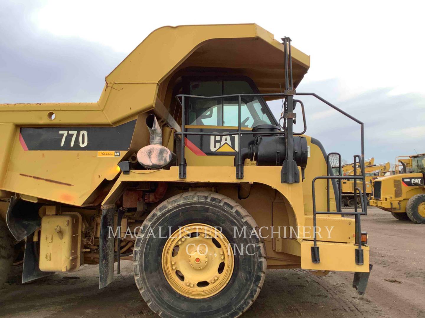 2008 Caterpillar 770 Truck