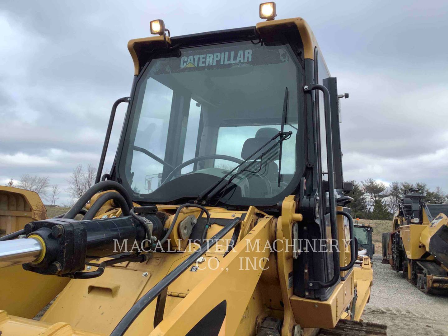 2011 Caterpillar 953D Compact Track Loader