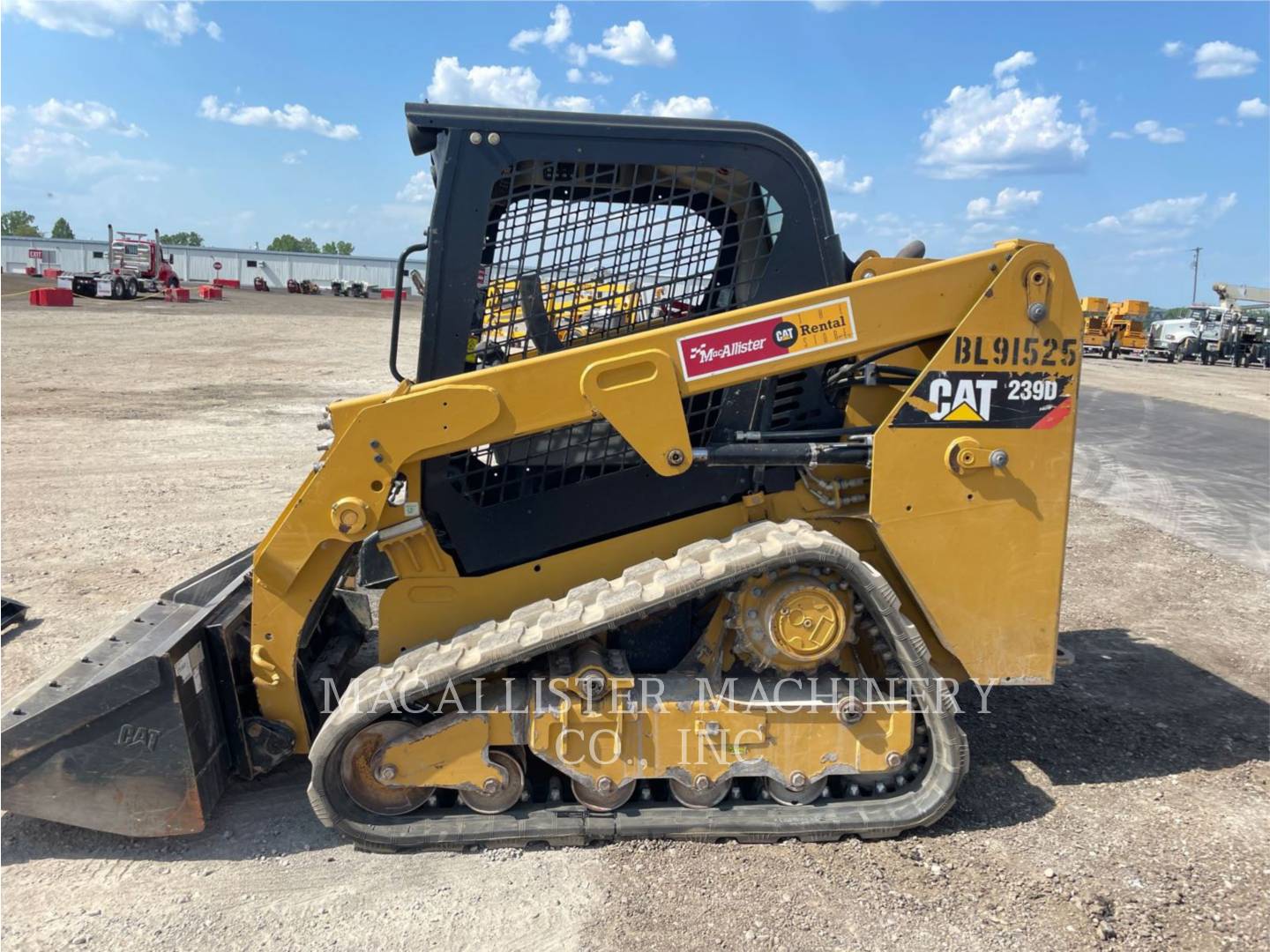 2017 Caterpillar 239D Misc