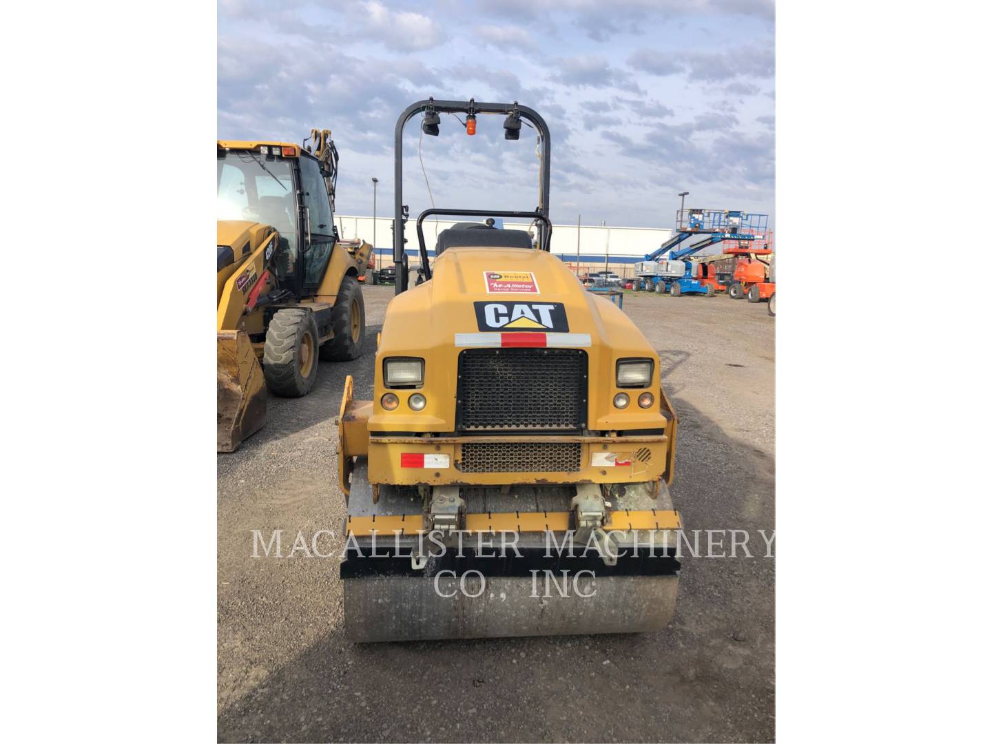 2015 Caterpillar CB24B Vibratory Double