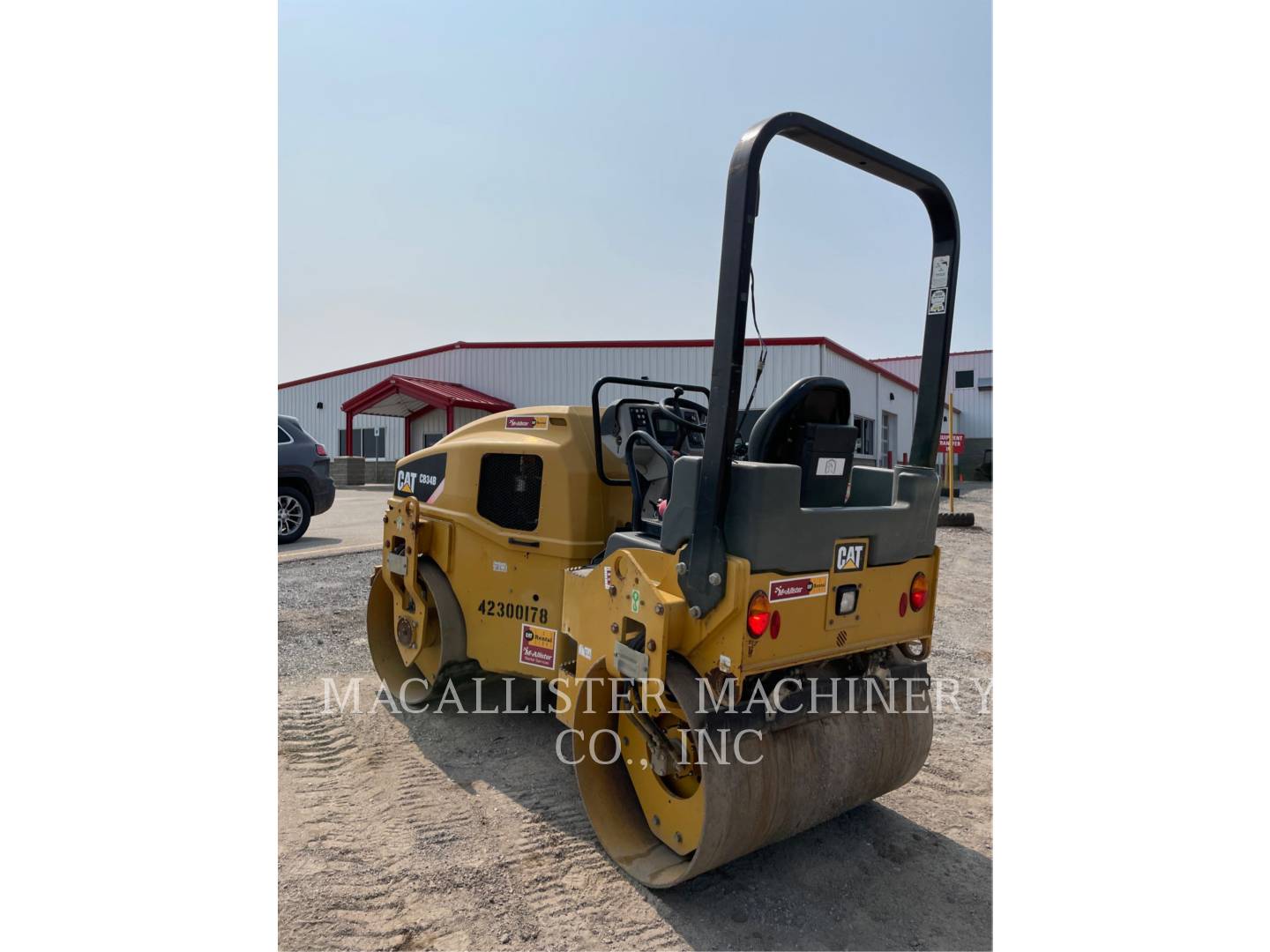 2014 Caterpillar CB34B Vibratory Double