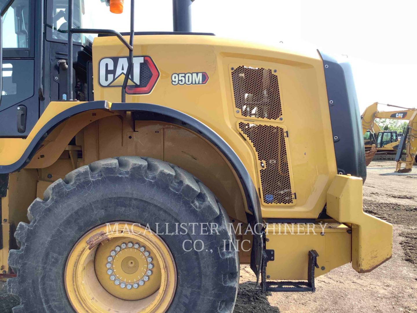 2017 Caterpillar 950M Wheel Loader