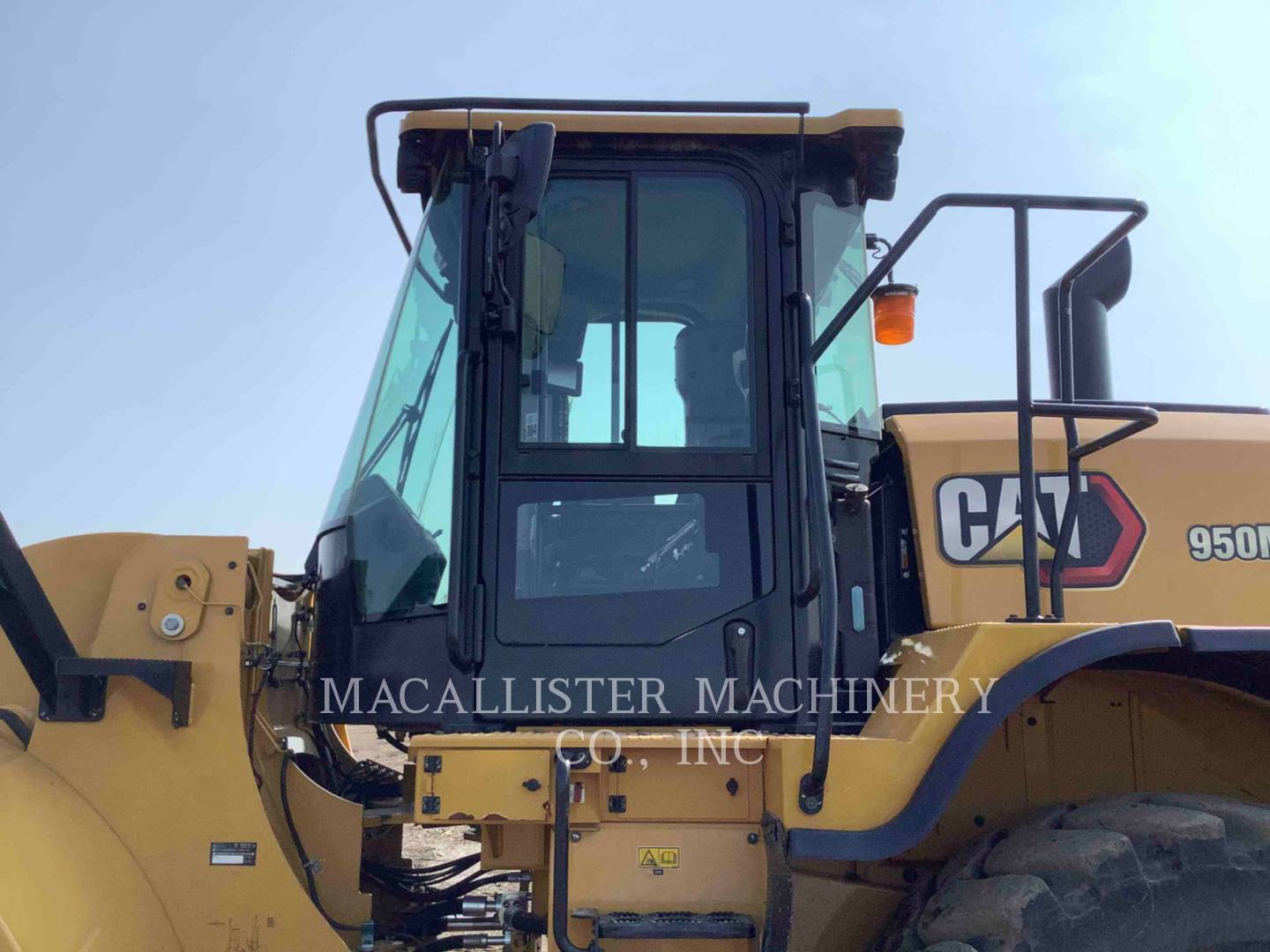 2017 Caterpillar 950M Wheel Loader