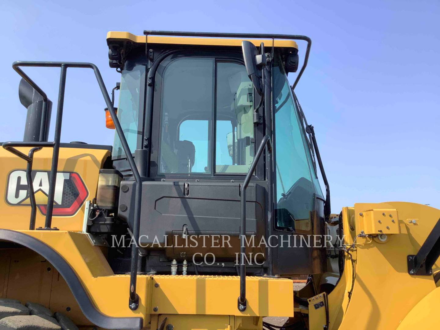 2017 Caterpillar 950M Wheel Loader