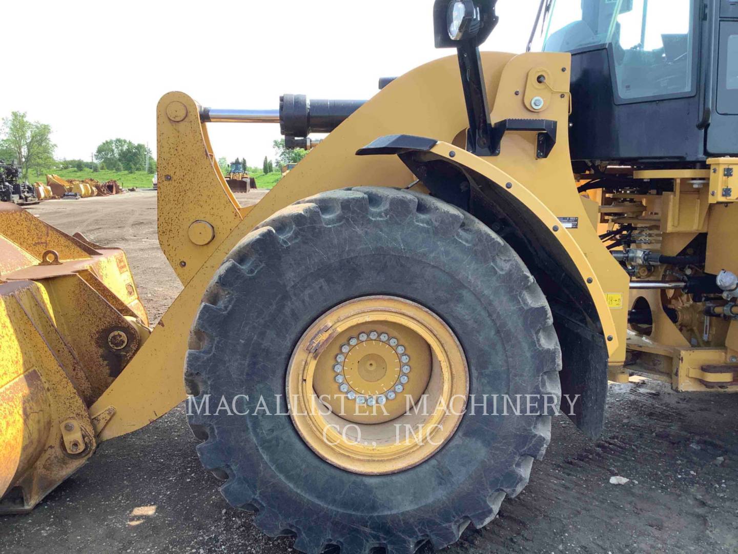 2017 Caterpillar 950M Wheel Loader