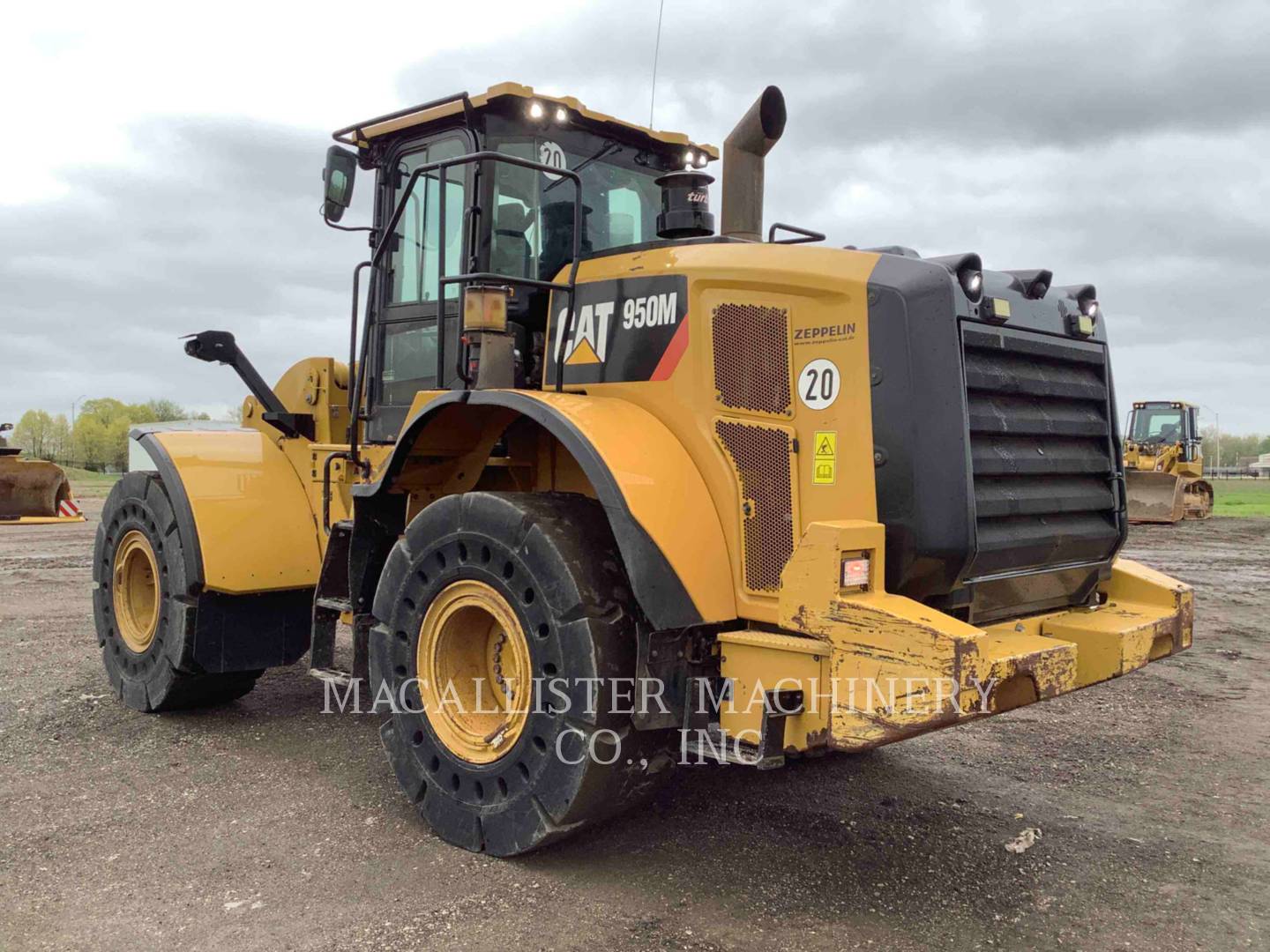 2017 Caterpillar 950M Wheel Loader